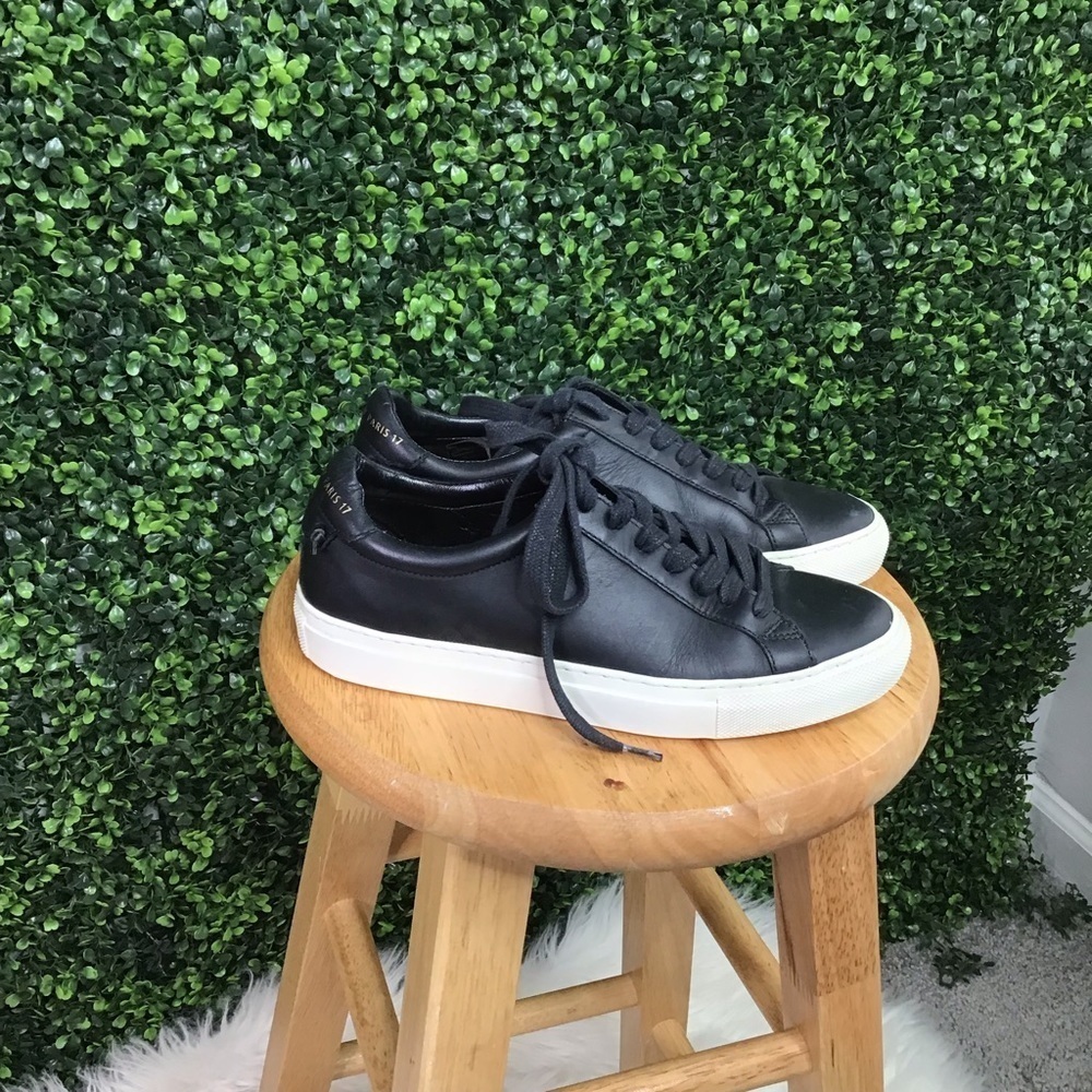Givenchy leather‎ sneakers